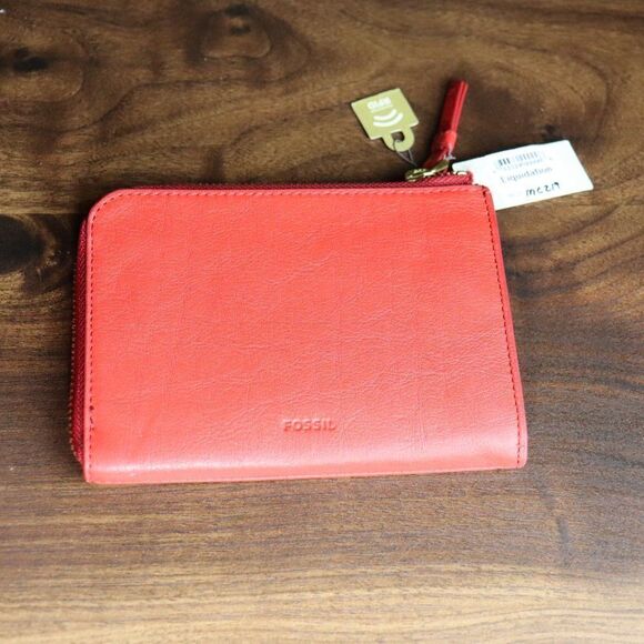 Fossil Best Trip Ever Leather Wallet - Picture 2 of 6